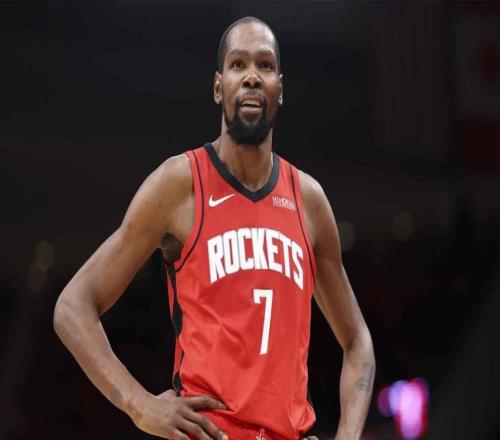 霸气，火箭队球星凯文杜兰特警告场边球迷“管好你的嘴”