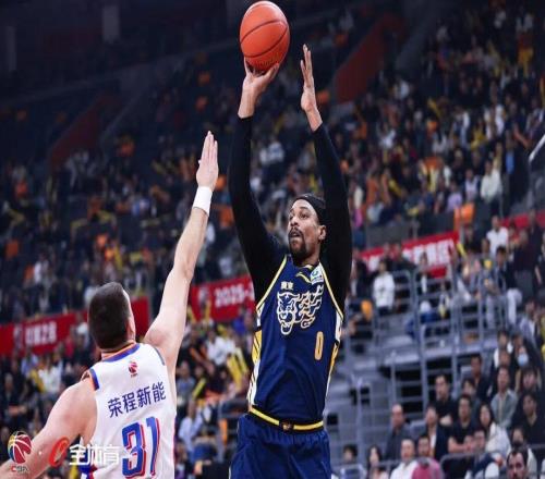 末节打破僵局，华南虎主场9889战胜天津