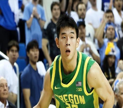 13+10有飞扣还有中投！徐昕完成蜕变霸榜盖帽他真可以学林葳了