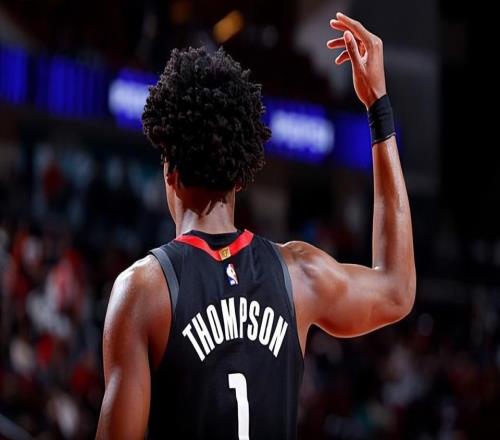 不打双塔后，火箭后场新星在传球方面的表现简直是有了质的飞跃