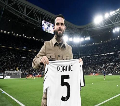 皮亚尼奇退役发言：足球是我的音乐，球场是我的钢琴