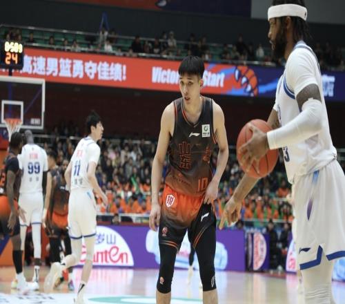 全场战报先抑后扬！山东男篮99：75逆转宁波，取得四连胜