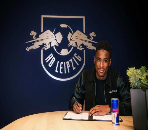 官方：莱比锡签下兰斯后卫科内后将其回租据悉总价2100万欧