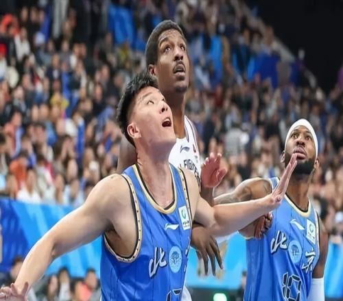 0分！北京惨败天津，顶薪先生迷失赛场，许利民却发现了意外之喜