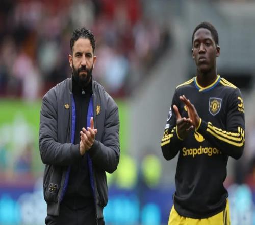 泰晤士：曼联与梅努开启续约谈判，球员已不再担心未来问题