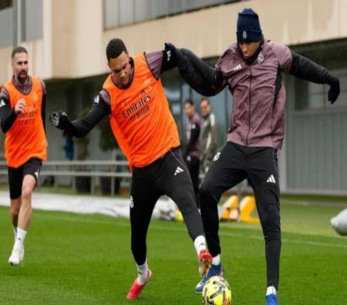 阿斯：皇马一直非常重视阿诺德，阿韦洛亚不喜欢他毫无根据