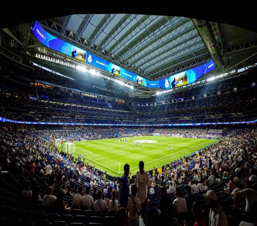 皇马公布欧冠附加赛次回合对阵本菲卡门票价格，最低100欧元