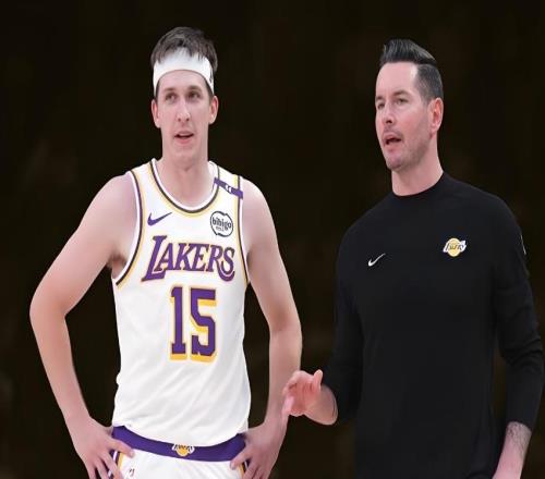 里夫斯回归，湖人三核怎么样