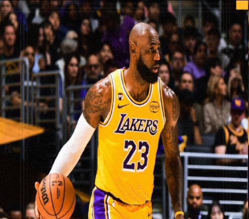 本季湖人比分领先进入末节战绩23胜0负！詹姆斯：一场重要的胜利