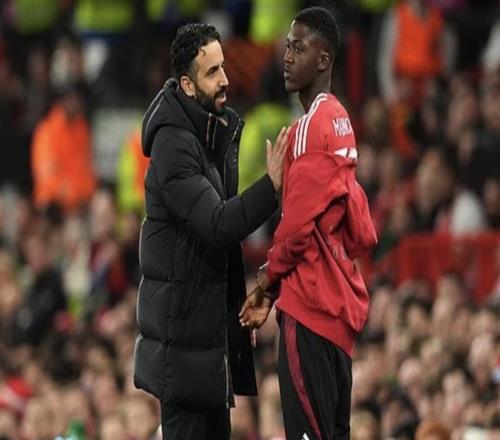 赖特：阿莫林应感到尴尬，梅努如此好的球员差点因他离开曼联