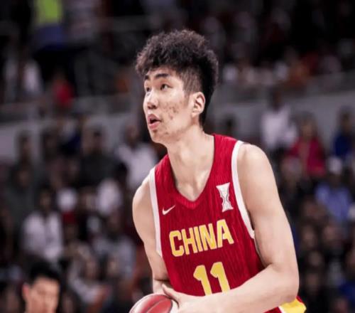 余嘉豪15分复出最强战：距留洋最高分仅差1分有望驰援中国男篮