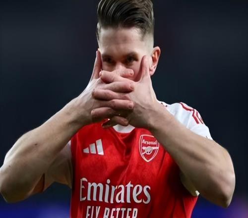 随着枪手30，红魔4连胜，英超最新排名更新！切尔西排第5