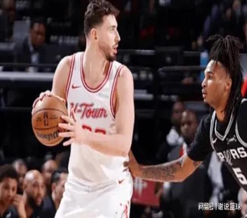 火箭复仇雷霆四喜临门，申京拿三双回击黑粉，两先发小将进步迅速