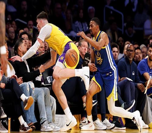 毕竟能力有限！湖人锋线新星接下来也应该回到第二阵容了