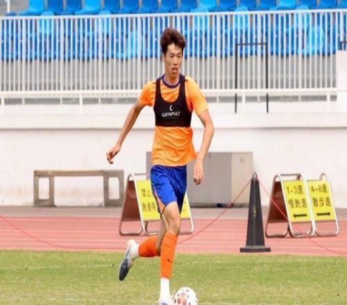 中超泰山队迎来冬训热身赛两连胜，年轻球员表现出彩