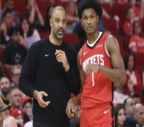 单场8+4+1，再中2记三分！奇兵控卫就在火箭队中，难怪斯通不引援