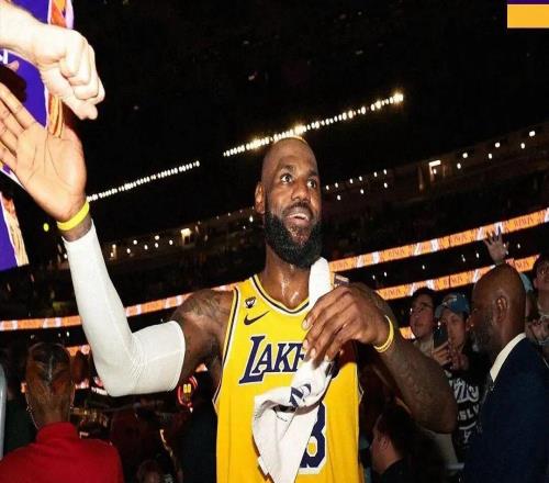 詹姆斯，你还有多少历史第一是我不知道的....