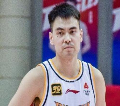 CBA杯山西取四强最后门票贾明儒20分盖伊26+4