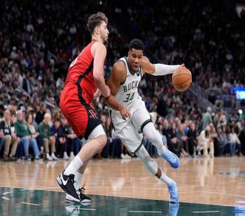 火箭在憋大招美媒晒26年休赛期10条大鱼：数人适配休城补强需求