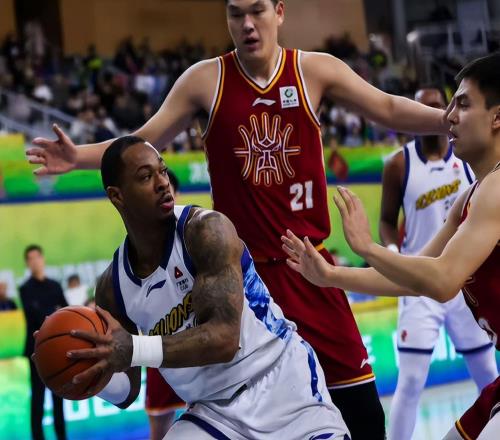 CBA俱乐部杯三四名决赛广厦VS山东：广厦残阵，塔克PK克里斯