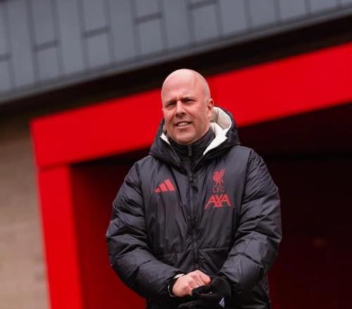 落后曼联5分！同期下滑21分！曝利物浦或解雇斯洛特，阿隆索接任