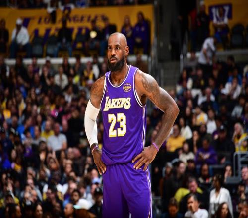 湖人遭雷霆双杀！老詹22+6+10丢关键三分3连胜终结无缘升西部前3