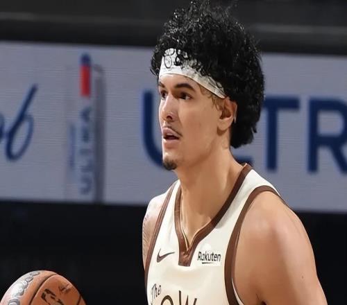 勇士3配角出价值太吃香！斯潘塞主控，穆迪攻守兼备，桑托斯连爆