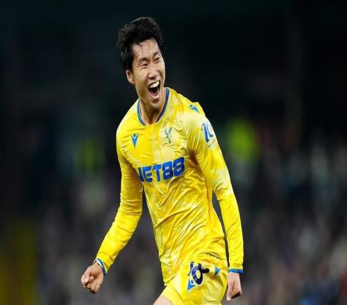 天空：水晶宫没和镰田大地谈续约，球员预计本赛季结束离队