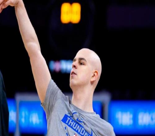 雷霆21岁冠军后卫！提前两个月复出，还是很能打！