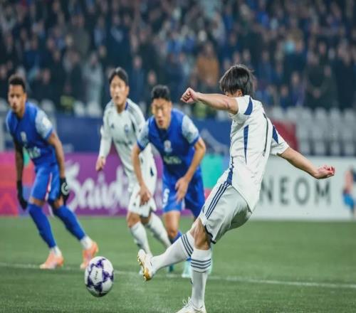 5外援被1外援“降维打击”：申花亚冠出局，撕开中超最后的遮羞布