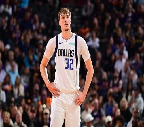 官方：弗拉格左脚足中部扭伤，伤缺客战湖人+全明星新秀赛