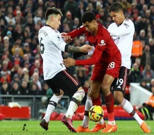 四亿投入难保前四！加克波成锋线软脚虾，谁会是利物浦的救世主