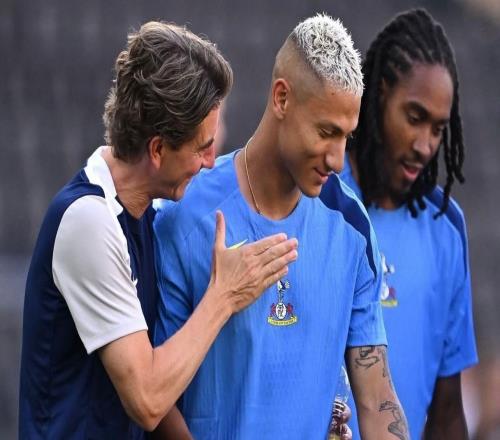 里沙利松告别弗兰克：感谢教练所做的一切