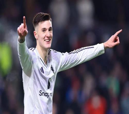 鲁尼谈蓄发哥：我敢打赌，若曼联赢下第5场，他会崩溃