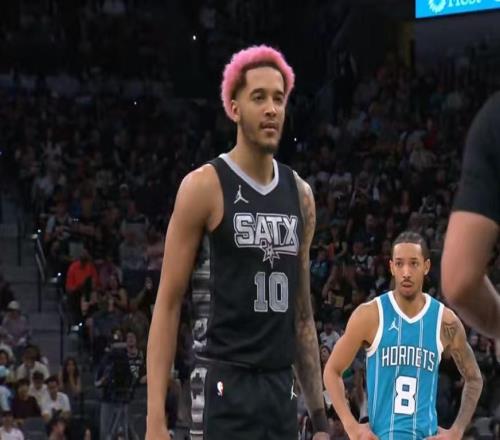 机会来了！NBA级全能内线被曝离队，广东队有望重金完成截胡