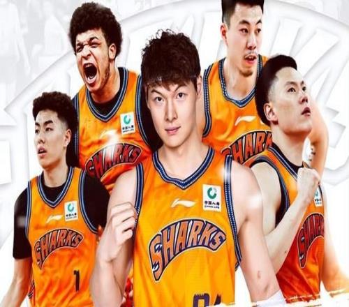 200万到手，上海队轻松卫冕俱乐部杯冠军，北京首钢倒吸一口凉气