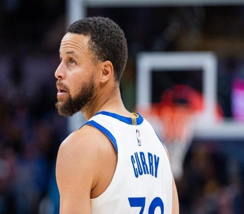 库明加家属拿了太多食物库里也觉得太丢人，主动道歉！