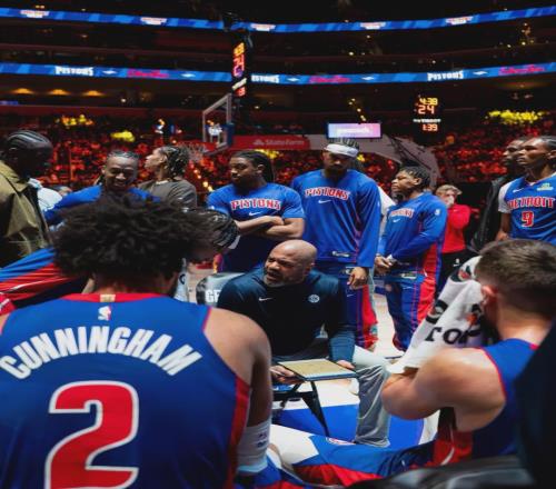 NBA变天了！28连败最烂球队！翻身成为联盟第一