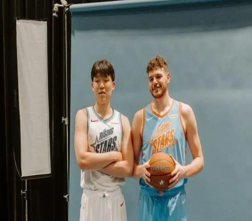 5分钟10分！生涯新高！杨瀚森全明星打疯了！