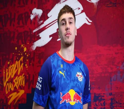 格鲁达和梅西的故事，为何球王如此青睐于他