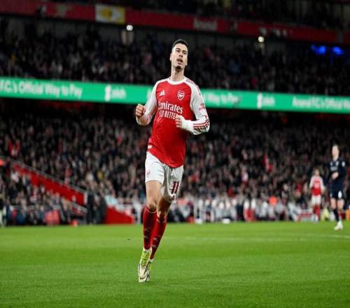 40！1.2亿巨星轮休，埃泽助攻梅开二度，阿森纳主场大胜晋级