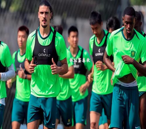 意外！国安2球员未返京过年，仍在泰国备战超级杯，球迷直呼敬业