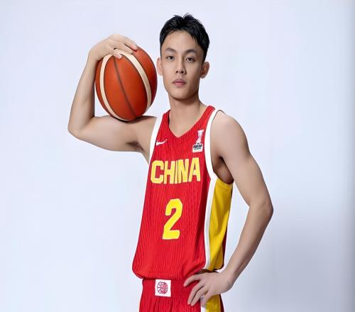 徐杰点赞庞峥麟：2项技术十分出色，不过，有1点不如我