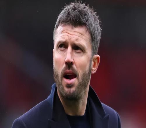 曼联阵容大变革，夏窗两大重磅引援目标浮现，都是豪门中场巨星