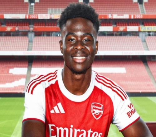 周薪超30万英镑！阿森纳5年顶薪续约萨卡，球迷：下一个拉什福德