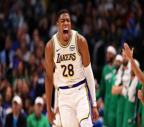 湖人锋线球星：健康对我们尤为重要，我对球队的化学反应很有自信