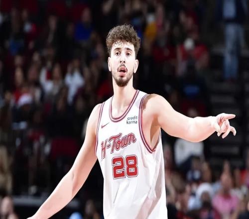 胜黄蜂，火箭2将打得太烂！伊森球商低一拉到底，申京低效无篮板