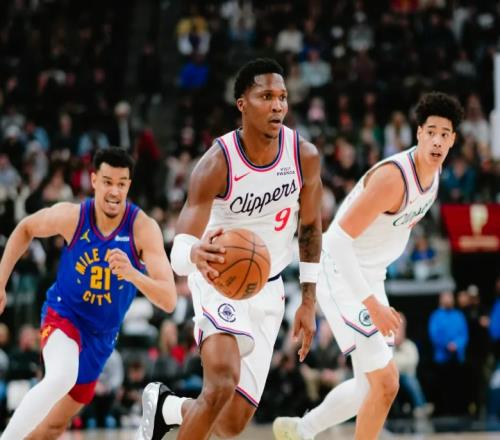 厉害！38+26啊，两战50%命中率，2换5交易，快船赢麻了