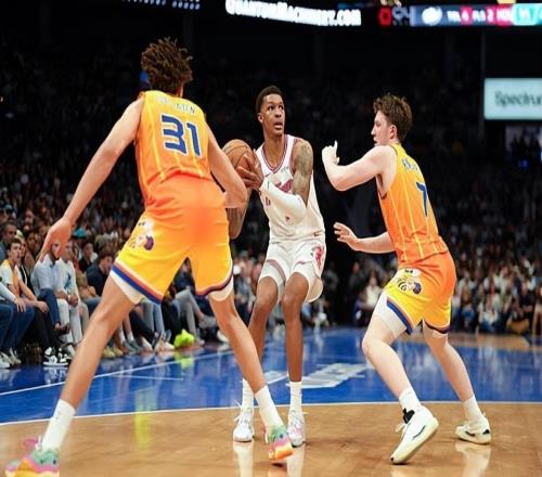 最近一段时间表现不错，但火箭锋线新星还得想办法保持水准才行