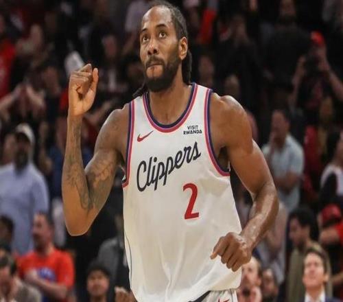 终于，伦纳德顶不住了